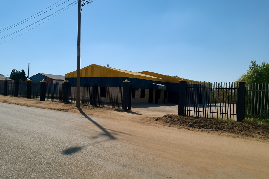 Commercial Property for Sale in Oos Einde North West